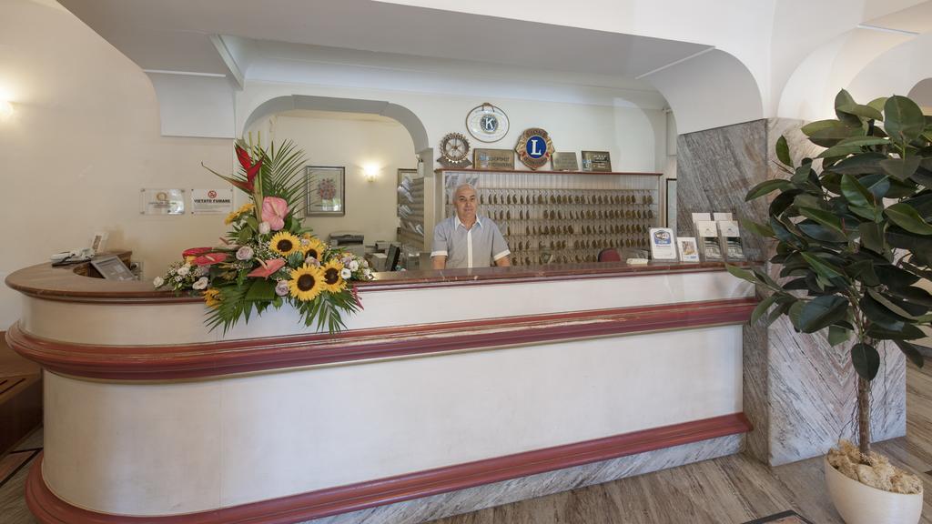 Hotel Esplanade Πεσκάρα Εξωτερικό φωτογραφία