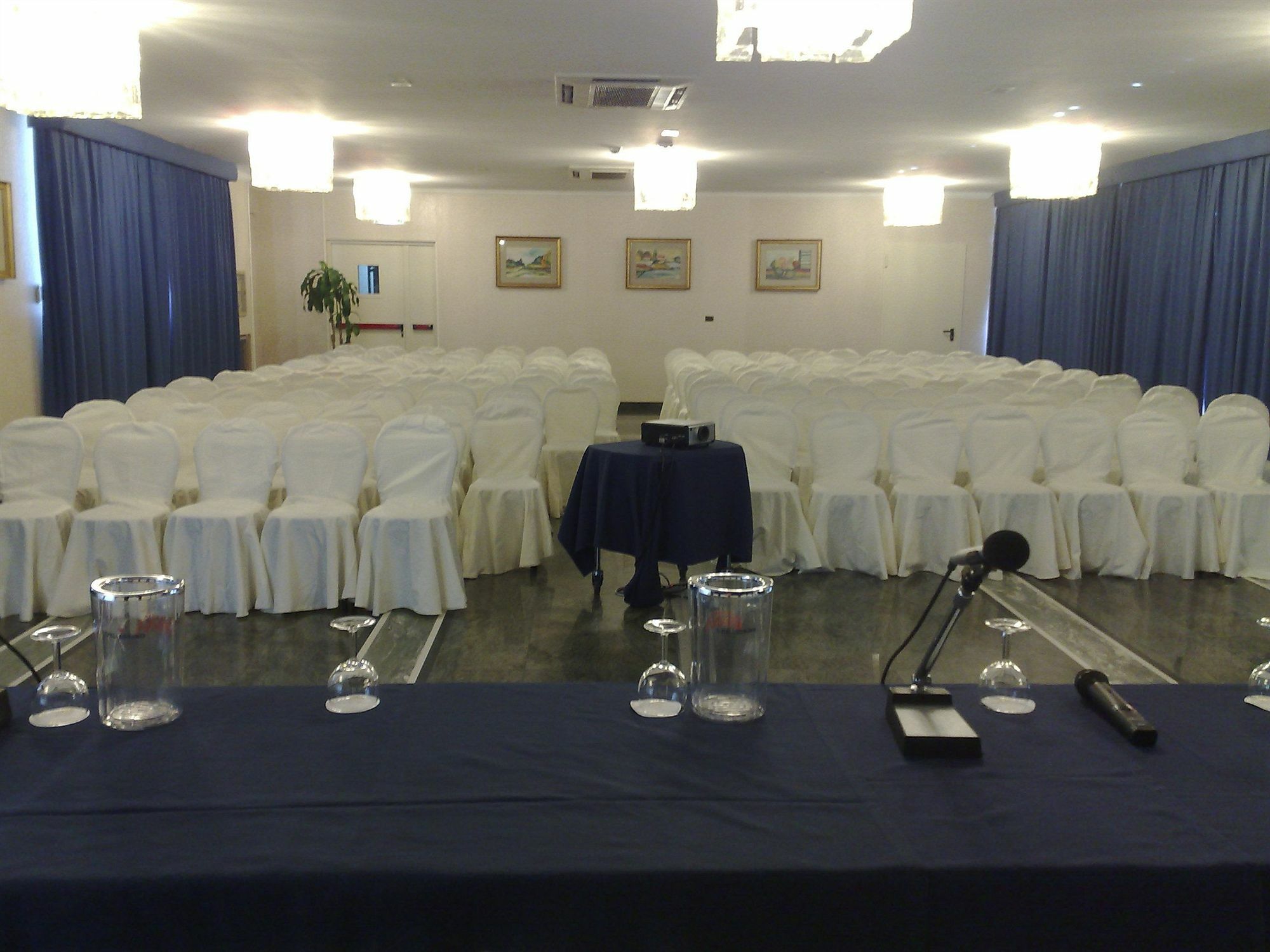 Hotel Esplanade Πεσκάρα Εξωτερικό φωτογραφία